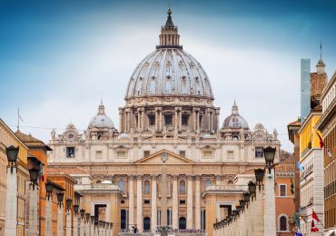 4 producciones imperdibles para entender el Vaticano 