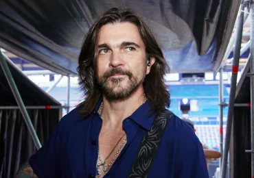 Video: Juanes sorprende cantando de incógnito en el Metro de Medellín