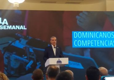 Presidente Abinader invita a expresidentes a diálogo sobre situación nacional