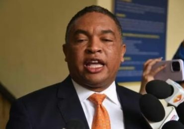 Yván Lorenzo dice Gobierno demuestra "incoherencia" sobre amenaza representan bandas haitiana