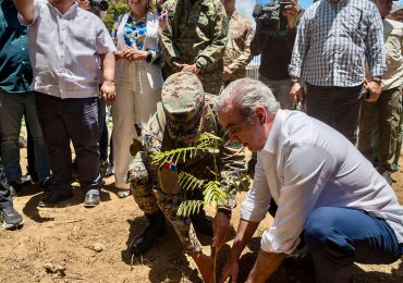 Presidente Abinader supervisa despliegue militar