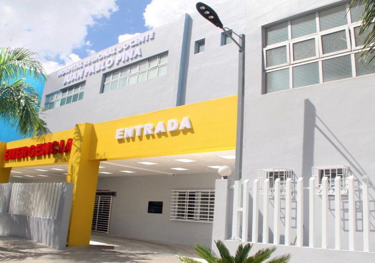 Video | Denuncian mal estado de pared en Hospital Juan Pablo Pina en San Cristóbal