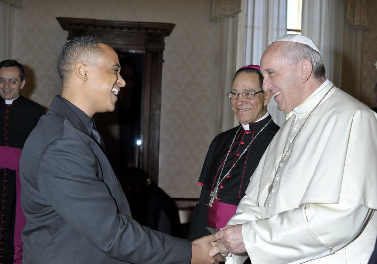 Misael Rincón despide al Papa Francisco: “Un gran hombre se ha ido… mi amigo”