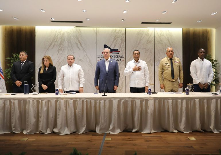 Acuerdo entre Migración, FEDOMU y FEDODIM para fortalecer soberanía y combatir inmigración ilegal