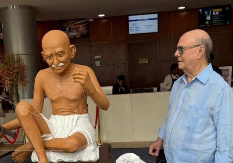 Hipólito Mejía: El mundo vive una gran incertidumbre que se traduce en el incremento de la desigualdad social