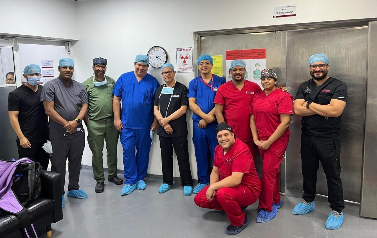 Grupo MAC Center realiza con éxito primera implantación de válvula aórtica transcatéter