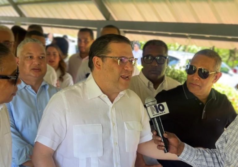 Yayo Sanz en La Vega destaca proyección del FMI sobre el crecimiento económico de RD