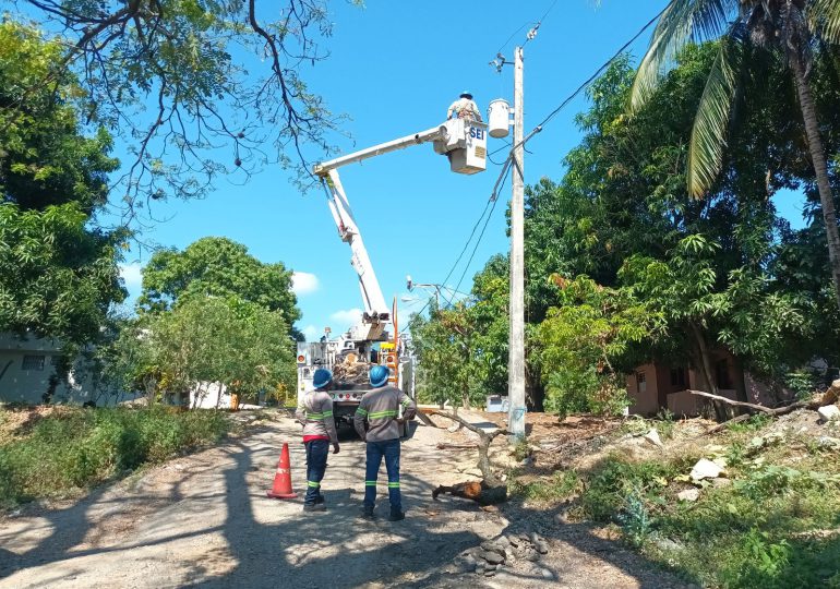 Edesur rehabilitó redes en la comunidad Semana Santa, San Cristóbal con una inversión de RD$3,261,694.94