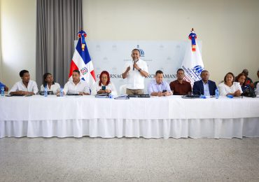Víctor Pichardo constata prioridades educativas en Samaná en “El Gobierno en las Provincias