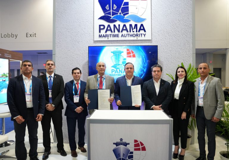 Autoridad Portuaria refuerza posicionamiento en el sector cruceros en Seatrade Cruise Global 2025