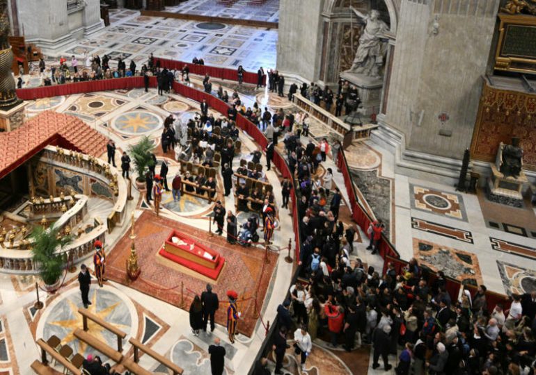 El Vaticano ultima los detalles del funeral del papa Francisco