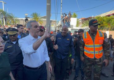 Presidente Abinader extiende tres días más el duelo nacional por la tragedia en Jet Set
