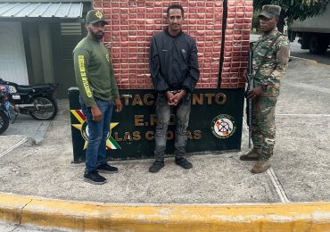 Ejército intercepta jeepeta con contrabando de 62,800 cigarrillos en Santiago Rodríguez