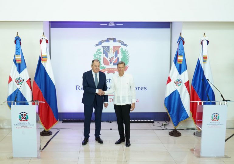 RD y Rusia buscan fortalecer cooperación comercial y económica; también aumentar el flujo de turistas rusos en el país