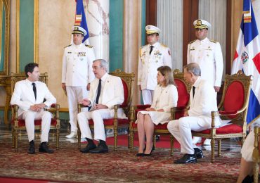Abinader recibe siete nuevos embajadores, incluyendo el regreso del embajador haitiano y al primer representante ruso en RD