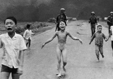 World Press Photo suspende autoría de foto de la niña huyendo en Vietnam premiada en 1973