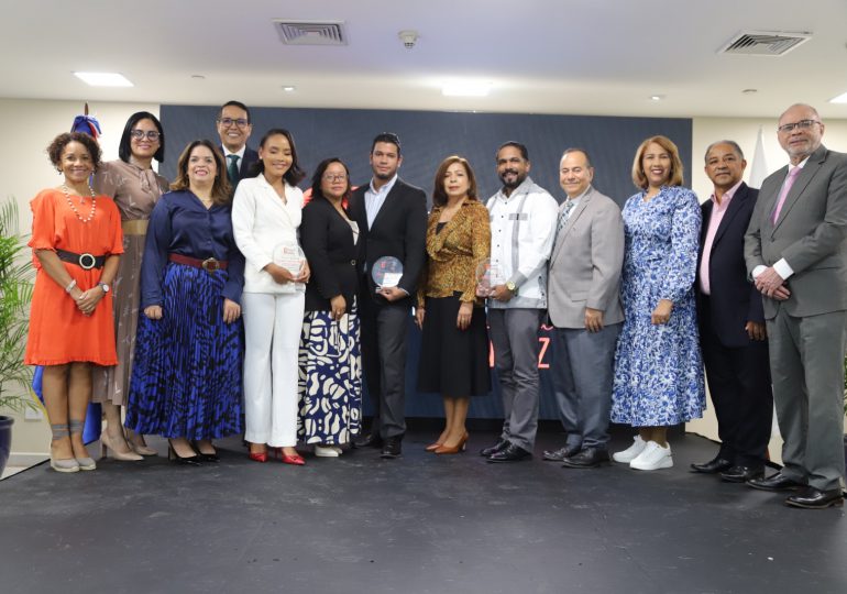 World Vision entrega sexta edición del premio periodismo por la niñez