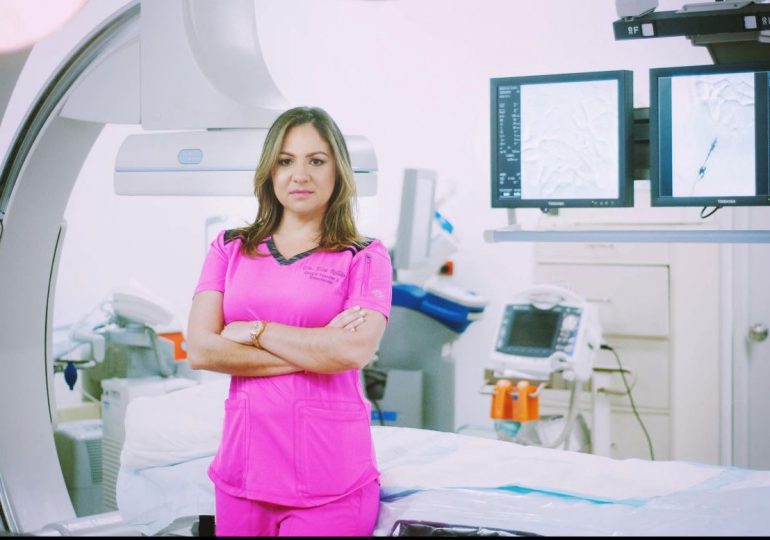 Aseguran prótesis mejoran condiciones en pacientes con aneurisma aórtica compleja