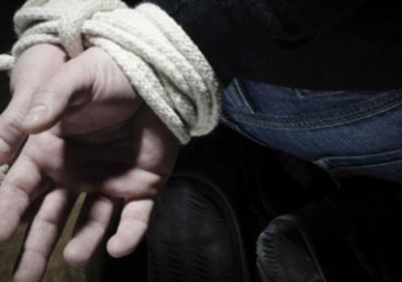 Video| Policía Nacional frustra secuestro en SDO; dos delincuentes mueren, víctima rescatada