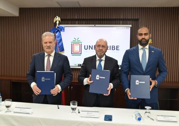 Codessd, Unicaribe y Next Educación firman acuerdo para formación de debates electorales