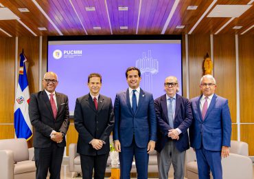 Omar Fernández lidera foro académico en Santiago sobre reforma al sistema de justicia dominicano