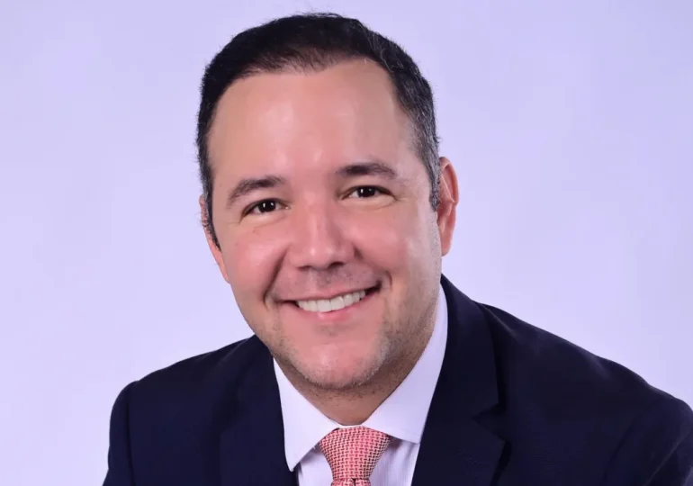 Johnny Pujols: "La democracia no es un destino, es una tarea permanente"