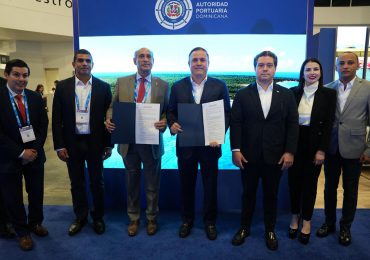 APORDOM renueva acuerdos con la Autoridad Portuaria de Curaçao