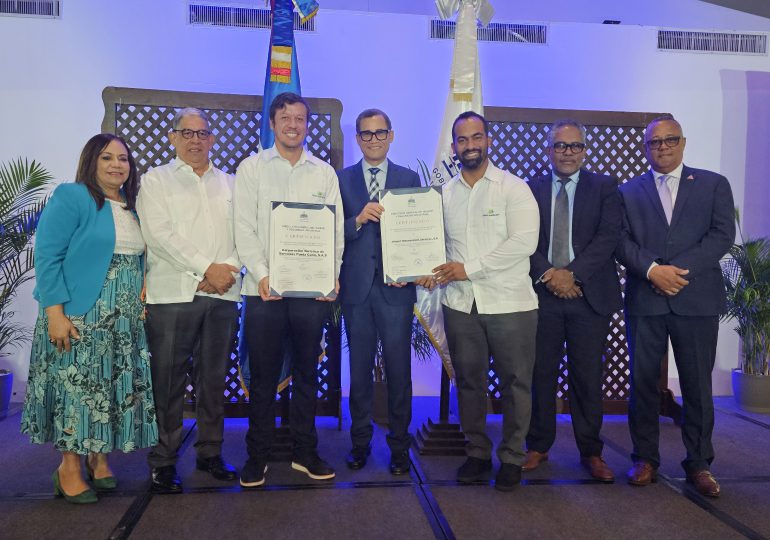 Airports Management Services y la Corporación Turística de Servicios Punta Cana reciben certificación en Seguridad y Salud en el Trabajo