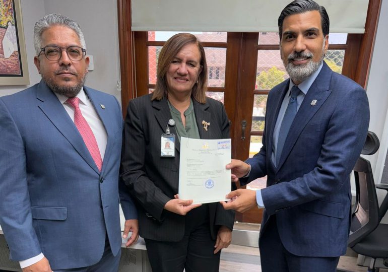 Diputado Juan José Rojas presenta proyecto de Ley Orgánica de Referendo