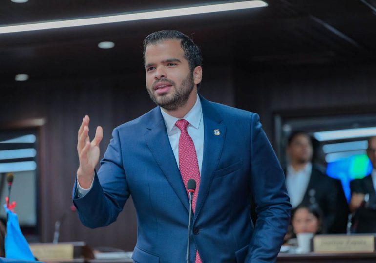 Diputado Vicente Sánchez Henríquez hace llamado a utilizar la tecnología como principal método de control migratorio