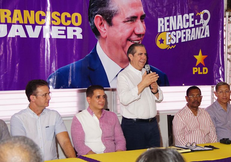 Video | Francisco Javier proclama que sólo está atento a su “cartón” para ganar elecciones del 2028