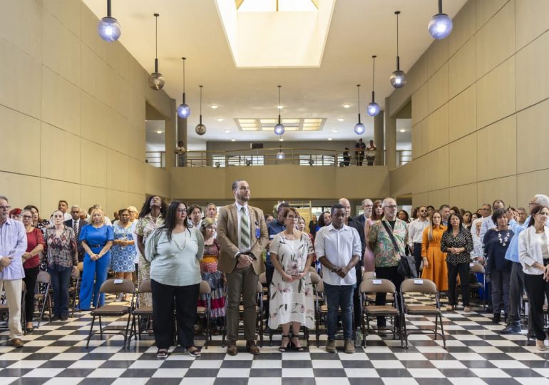 Bellas Artes reconoce a 80 colaboradores ejemplares con más de 25 años de servicio