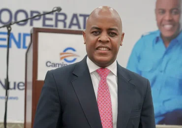 Eglenin Morrison critica política migratoria y sugiere modelo de Bukele para Haití
