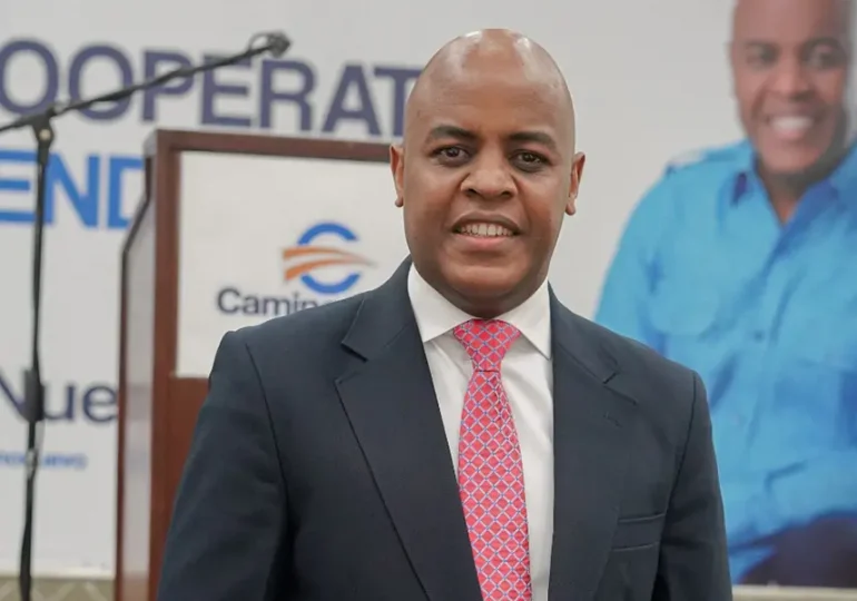 Eglenin Morrison critica política migratoria y sugiere modelo de Bukele para Haití