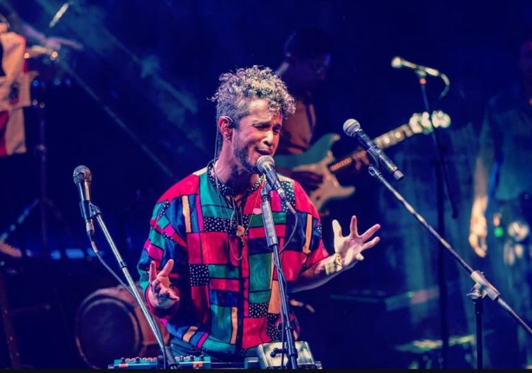 Vicente García anuncia nuevo álbum con adelanto en Instagram