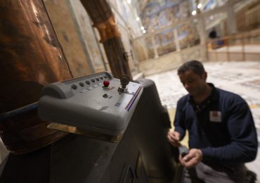 El Vaticano blinda la Sixtina y dos residencias para los cardenales durante el cónclave