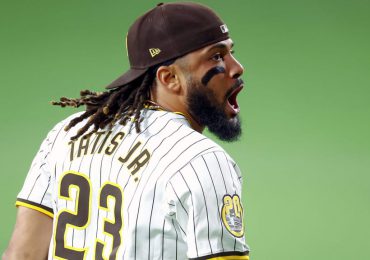 Dominicano Tatis Jr. da triunfo a los Padres con una eléctrica carrera