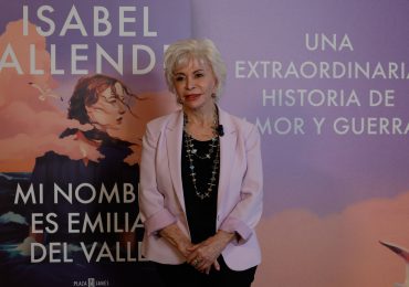 Isabel Allende dice que si las cosas empeoran dejará EEUU: "No quiero vivir en dictadura"