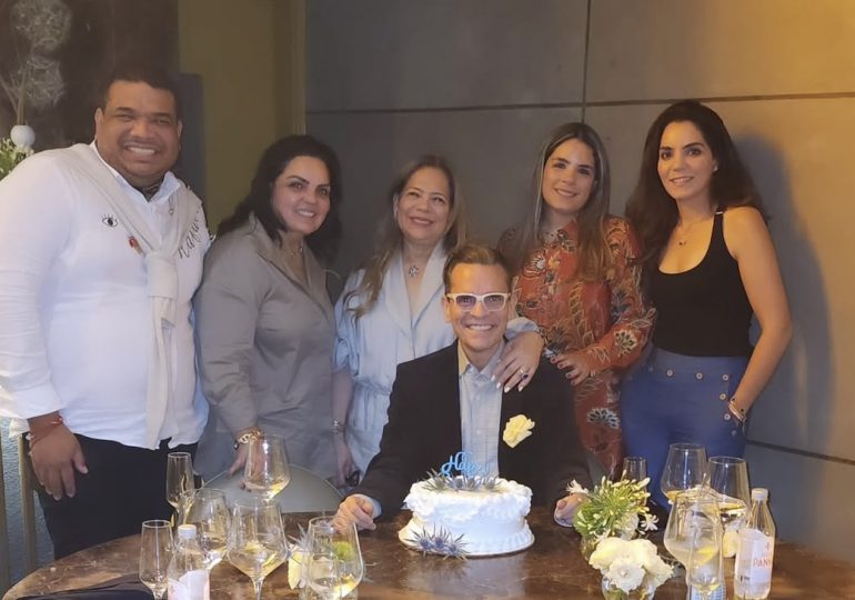 Francisco Sanchis celebra un año más de vida rodeado de amigos
