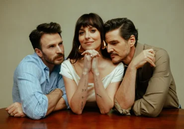 Video: Dakota Johnson, Pedro Pascal y Chris Evans protagonizan un romance de cine en la nueva película “Materialists”