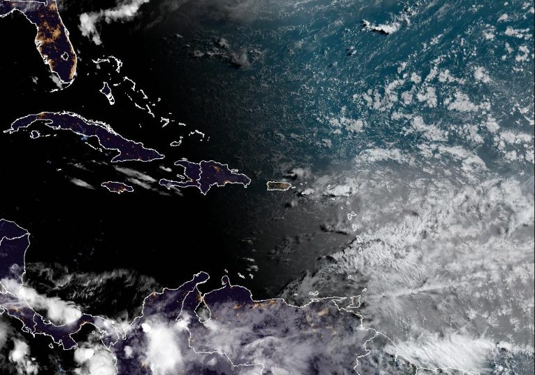 Indomet: Vaguada y onda tropical incidiendo sobre el país este lunes