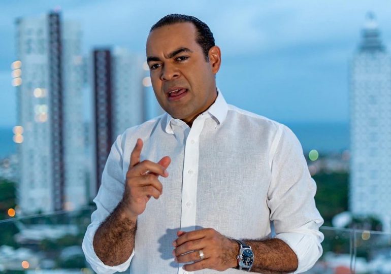 El comunicador Kali Michel pide a Abinader aprobar ley de expresión para regular “desorden” en redes