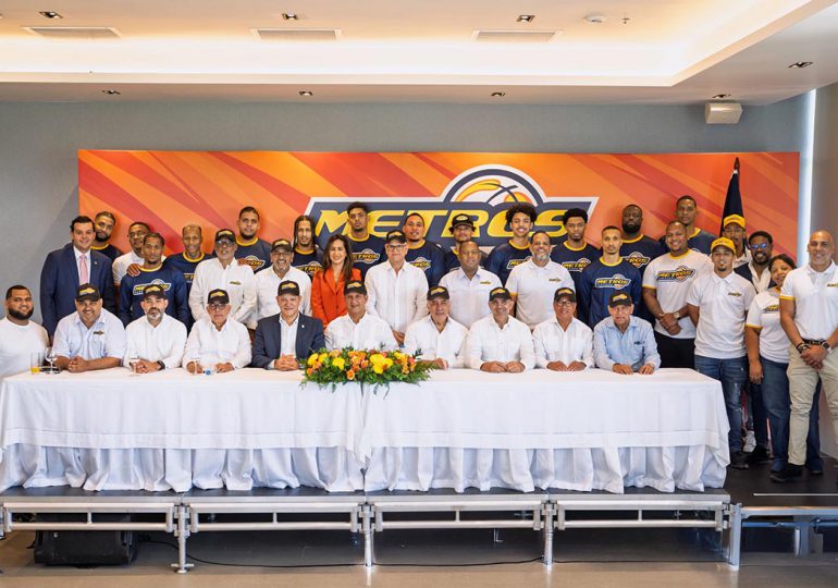Metros de Santiago van a la Súper Liga LNB 2025 con talento y profundidad