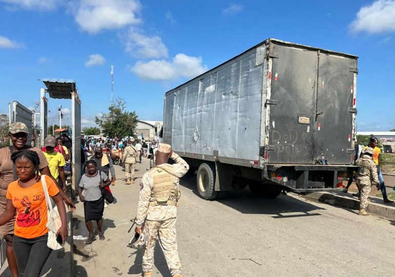 Restricciones de Haití a mercancía de tránsito no afecta intercambio comercial en mercado de Dajabón