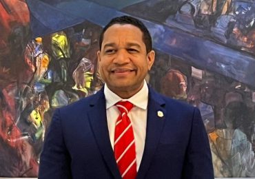 “Casi todos los diputados de la FP apoyamos a Omar y hasta del PRM”, afirma Rafelin Pérez