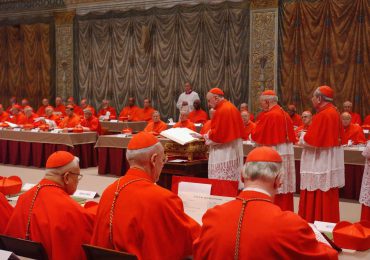 Video: Comienza el cónclave para elegir al sucesor del papa Francisco
