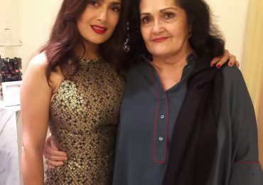 Salma Hayek dedica emotivo mensaje a su madre en el Día de las Madres