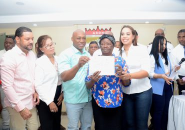 Alcaldía de SDN inicia pago de prestaciones laborales a excolaboradores desde 2006