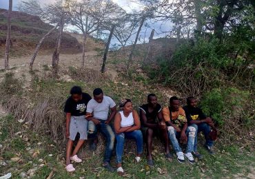 Ejército detiene grupo de 29 inmigrantes indocumentados que se desplazaban en zonas rurales