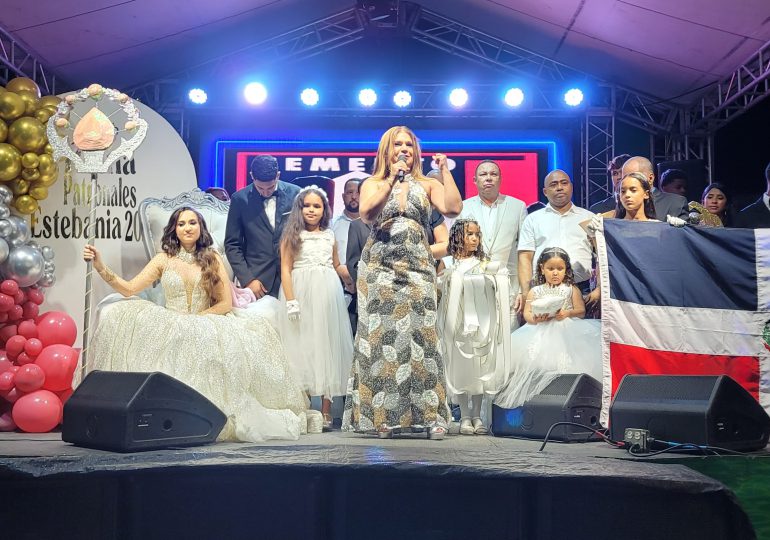 Estebanía celebra fiestas patronales y reconoce la gestión de la alcaldesa Manuela Ortiz